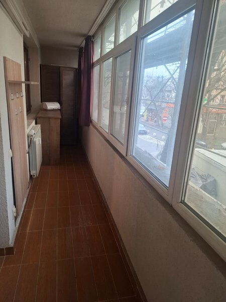 Eroii Revolutiei, Apartament 2 camere et. 1 la 10 minute pe jos de M2.
